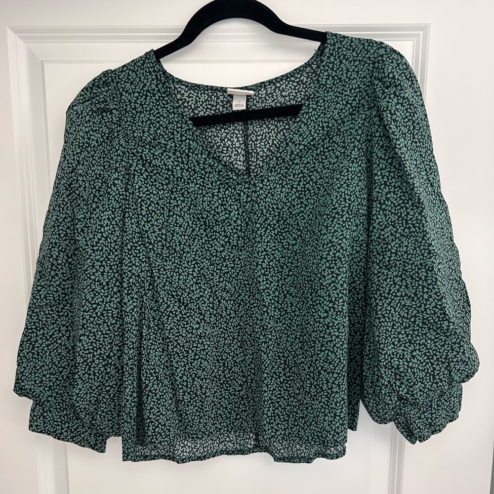 A New Day Green Floral Puff Sleeve Blouse – Women’s Medium